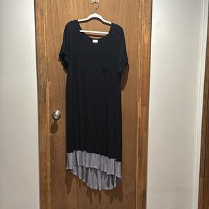 Lula Roe Carly Dress